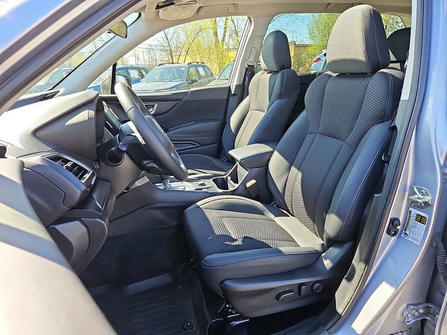 Used 2022 Subaru Forester Premium AWD/4WD image 13