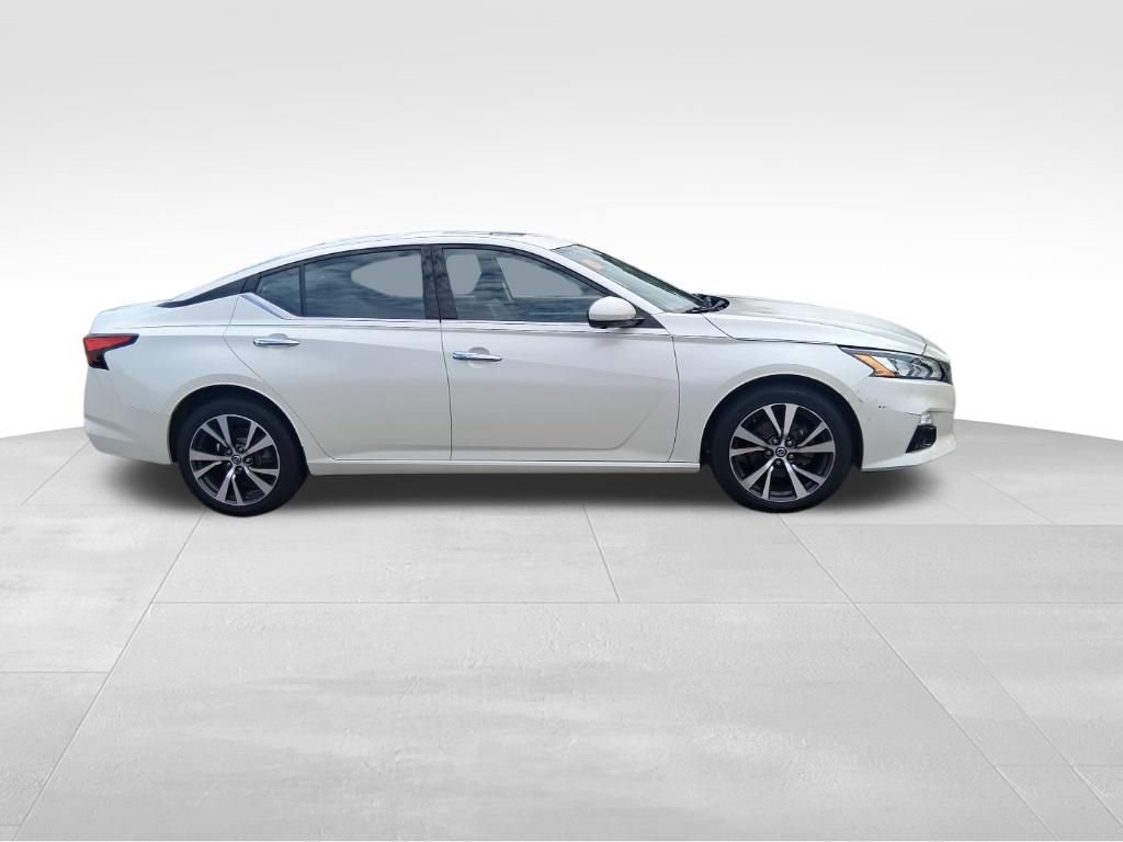 Used 2019 Nissan Altima 2.5 Platinum AWD/4WD image 4