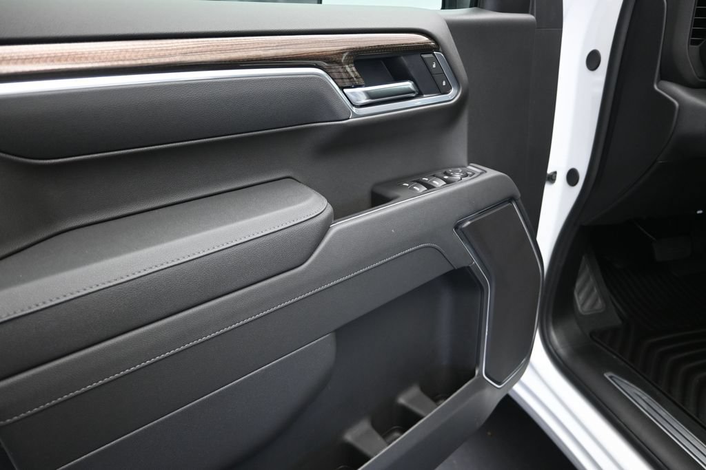 New 2026 Chevrolet Silverado 1500 LT AWD/4WD image 11