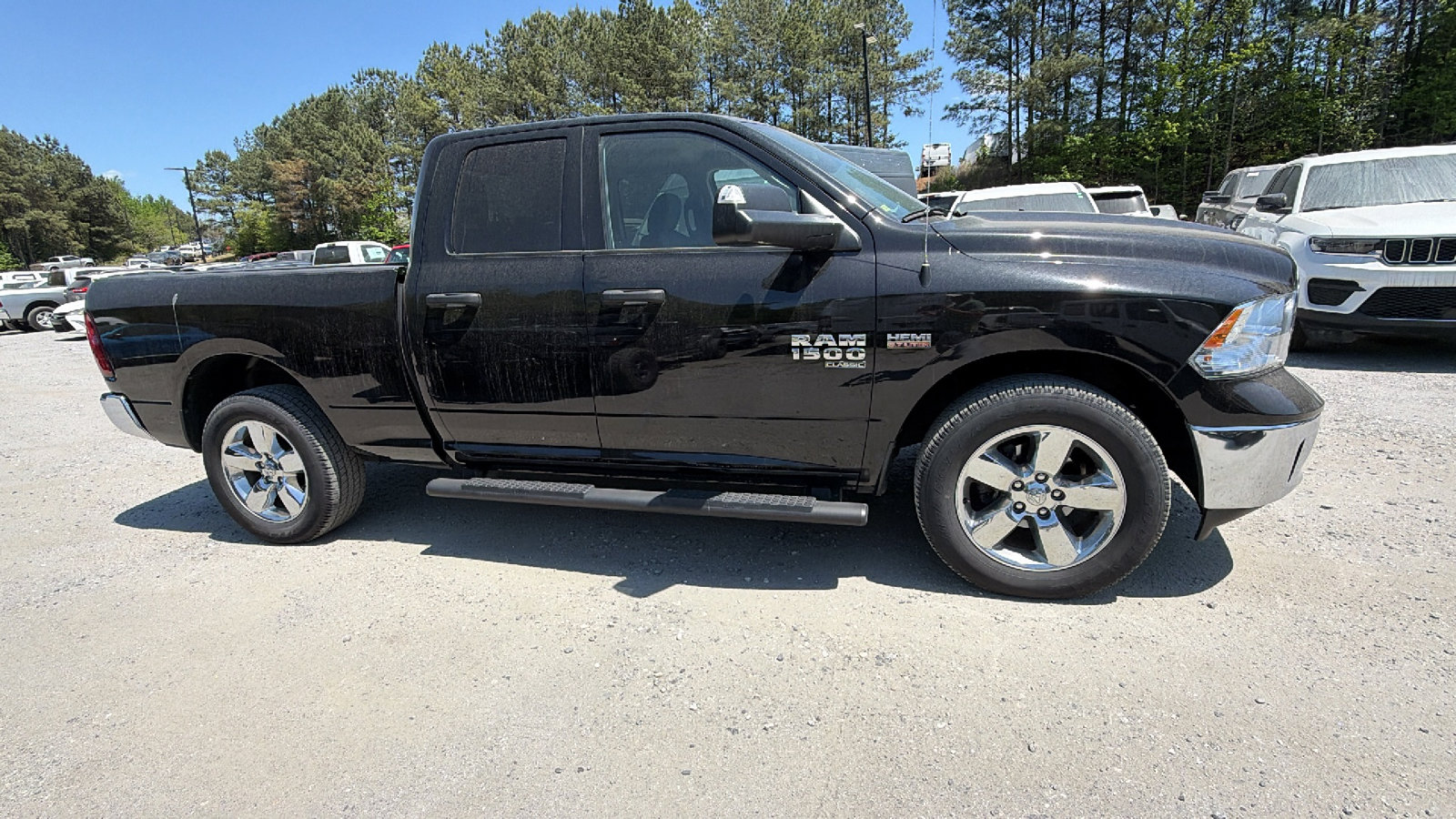 Used 2024 RAM 1500 Tradesman w/ Tradesman SXT Package AWD/4WD image 7