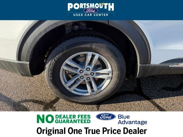 Used 2022 Ford Explorer XLT w/ Equipment Group 202A AWD/4WD image 39