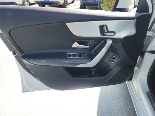 Used 2019 Mercedes-Benz A 220 image 25