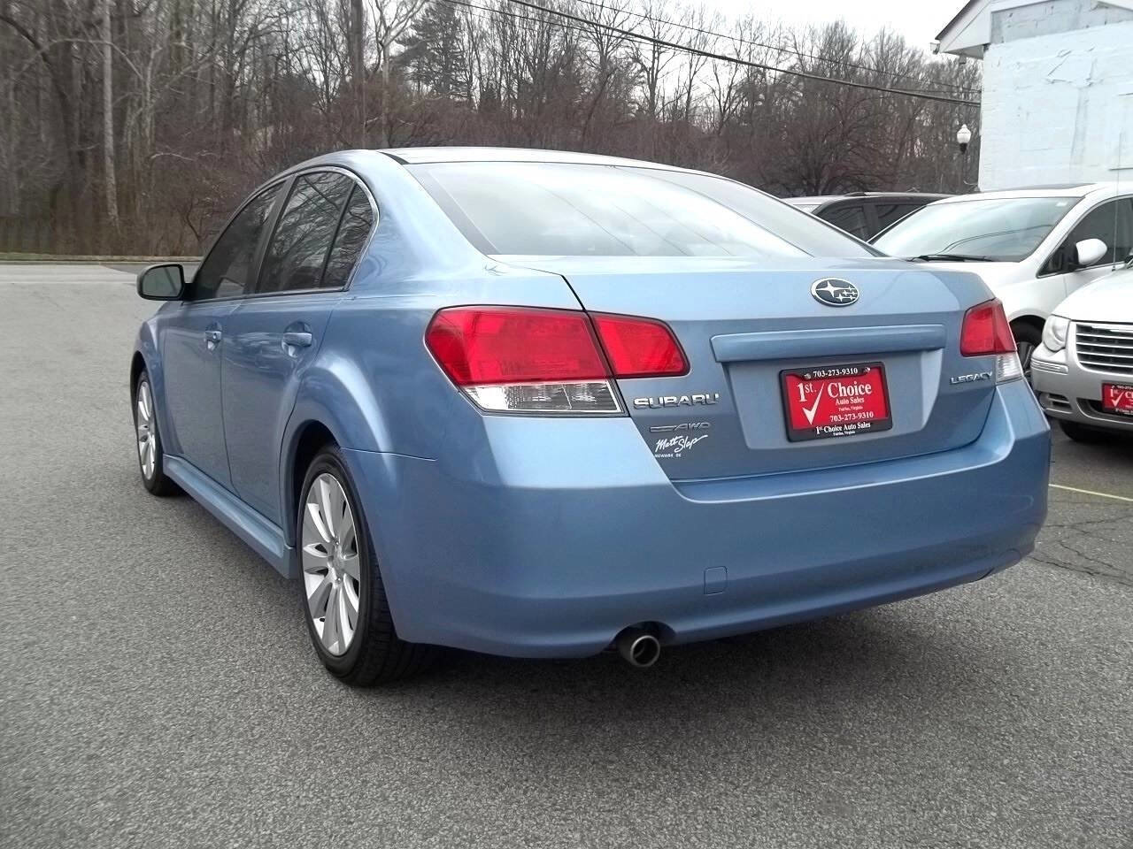 Used 2010 Subaru Legacy 2.5i Limited image 3