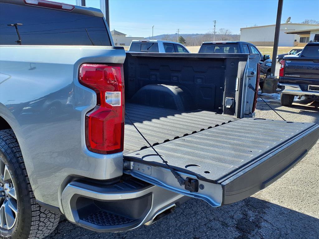 Used 2023 Chevrolet Silverado 1500 RST w/ Z71 Off-Road Package image 17