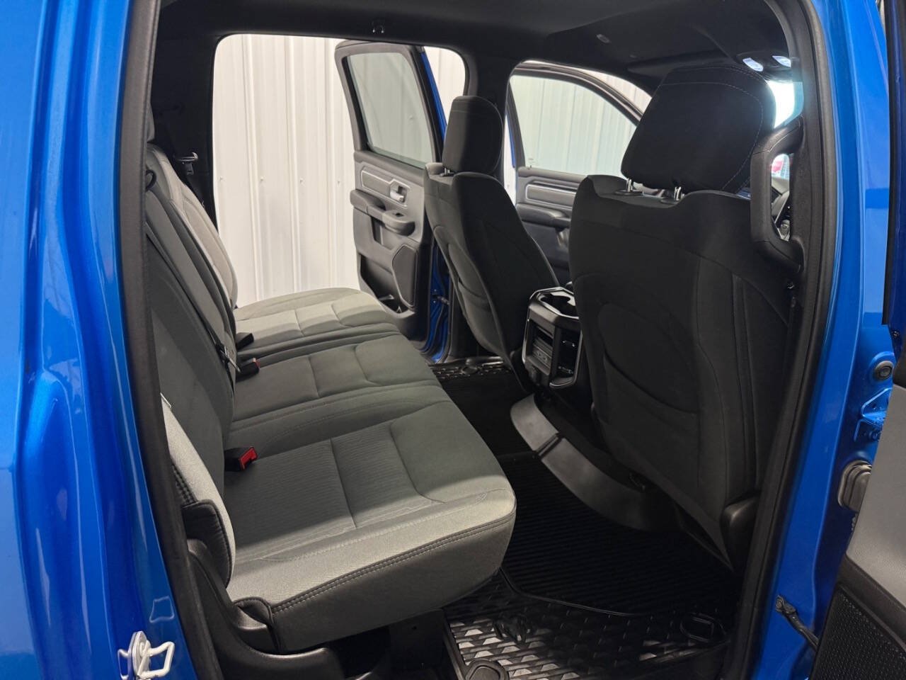 Used 2022 RAM 1500 Big Horn AWD/4WD image 23