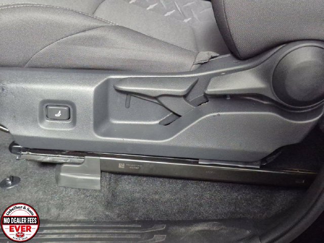 New 2026 Toyota Tacoma SR w/ SR Upgrade Package AWD/4WD image 17