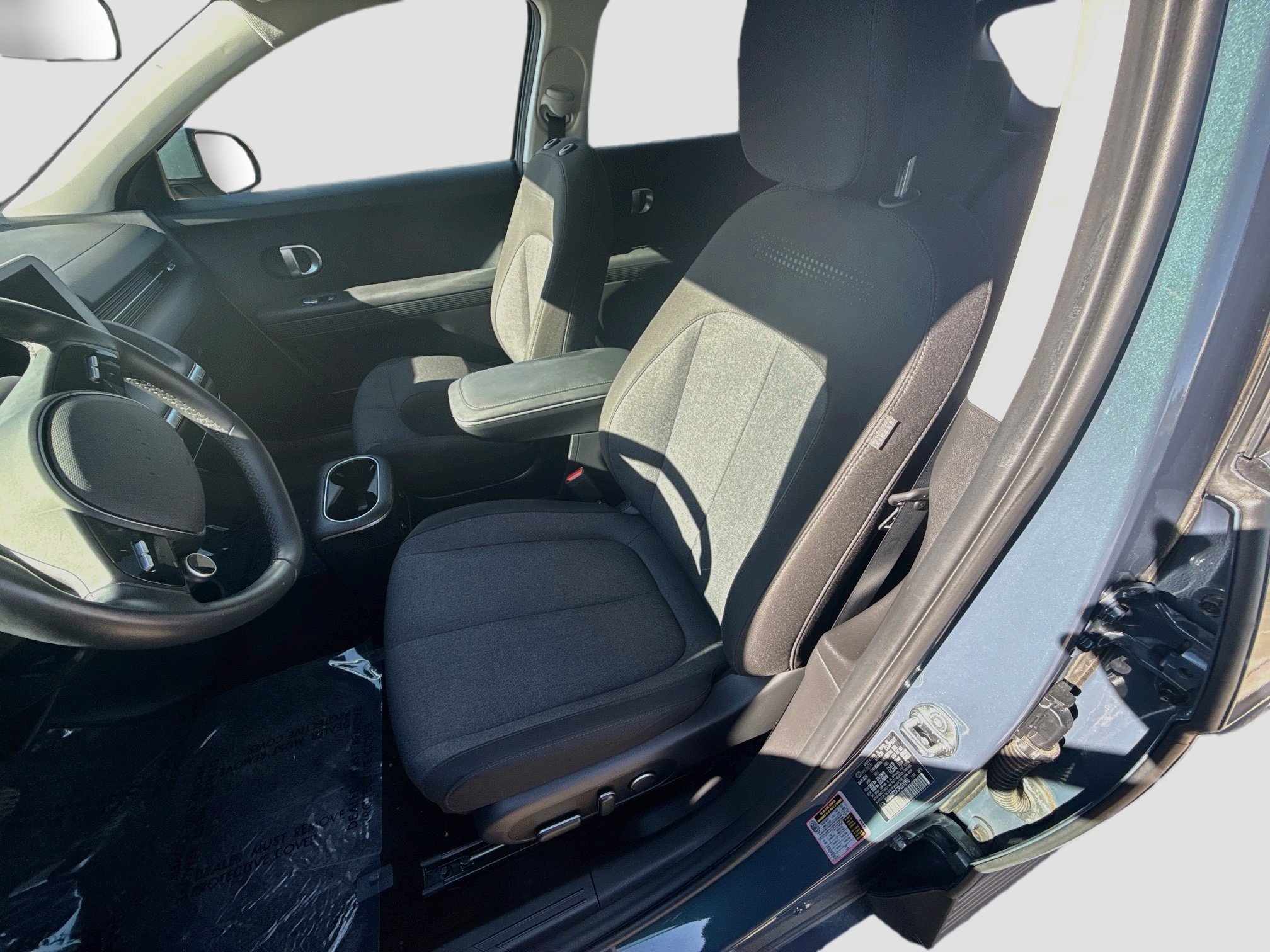 Used 2024 Hyundai Ioniq 5 SE AWD/4WD image 13