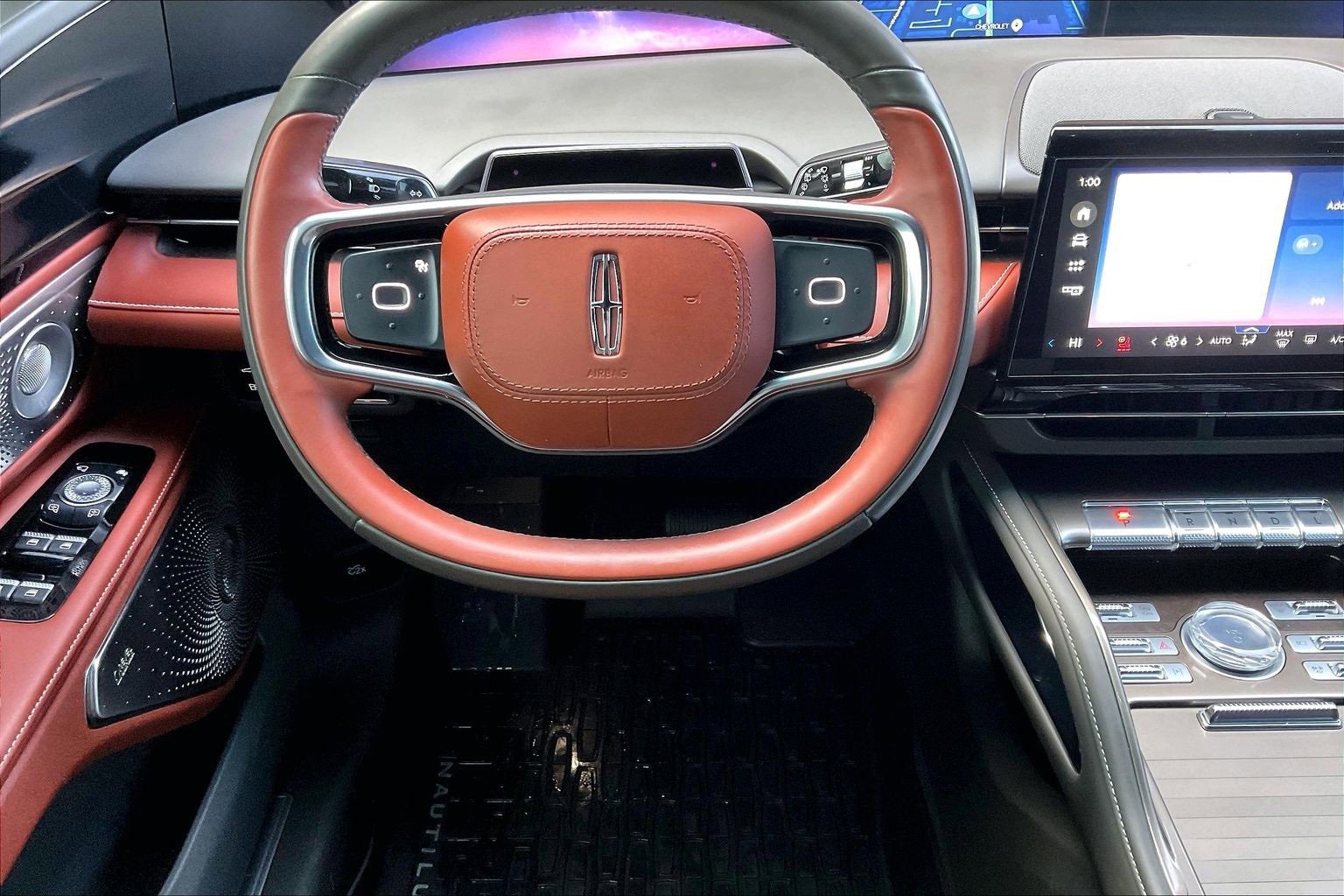 Used 2024 Lincoln Nautilus Black Label w/ Jet Appearance Package (87T) image 8