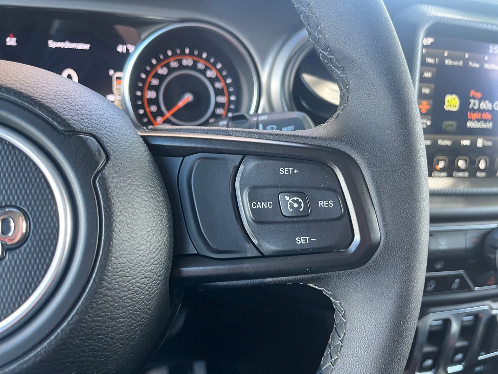 Used 2023 Jeep Wrangler Sport S image 18