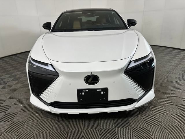 Used 2025 Lexus RZ 450e image 8