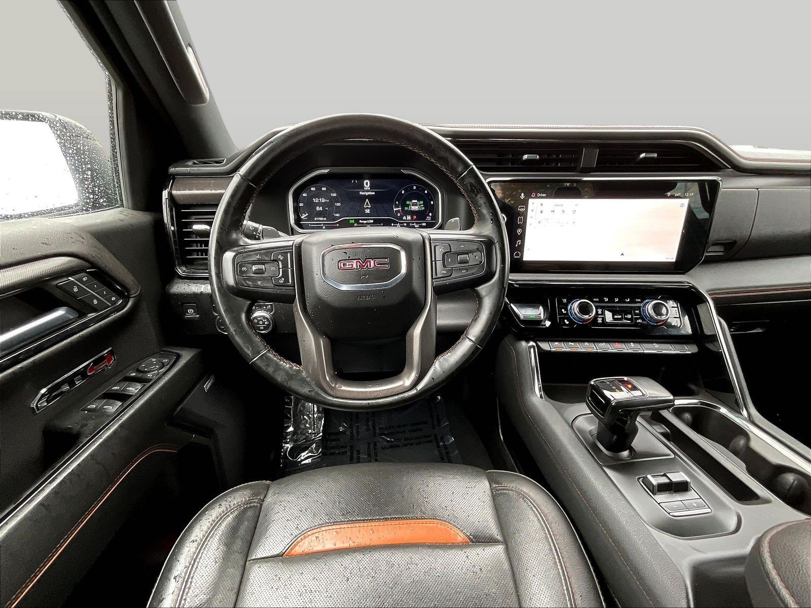 Used 2023 GMC Sierra 1500 AT4 w/ Technology Package AWD/4WD image 12