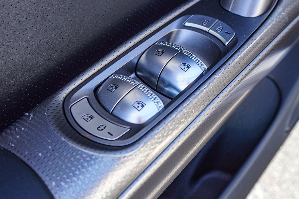 Used 2023 Genesis GV60 Advanced image 51