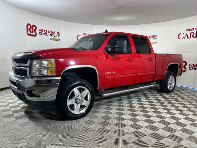 Used 2011 Chevrolet Silverado 2500 LTZ w/ LTZ Plus Package AWD/4WD image 3