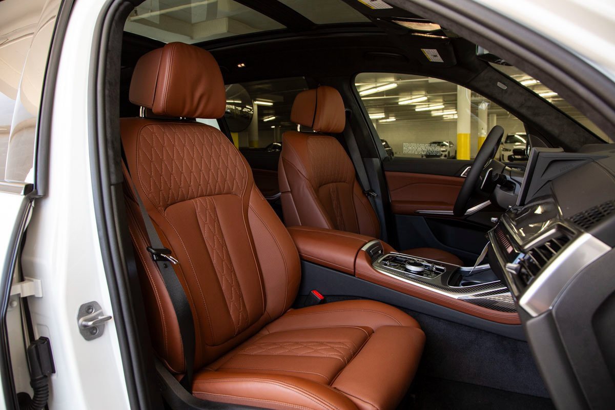 New 2026 BMW X7 M60i image 31
