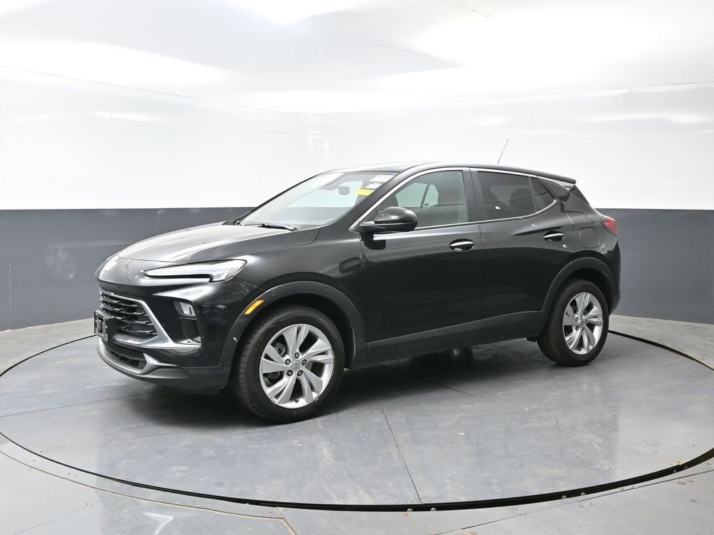 Used 2025 Buick Encore GX Preferred AWD/4WD image 10