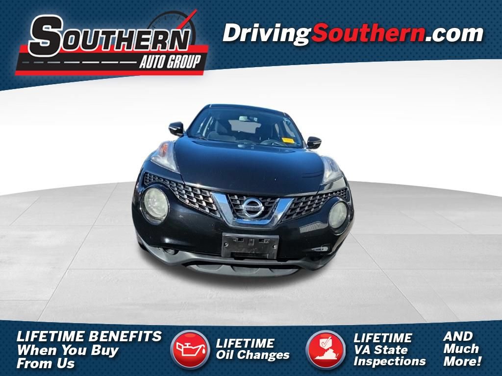 Used 2017 Nissan Juke S FWD image 1