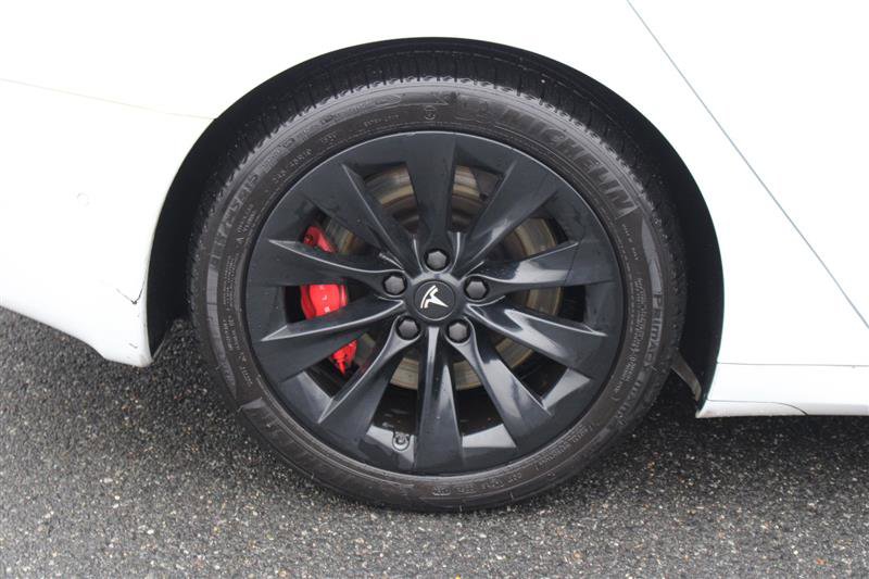 Used 2018 Tesla Model S P100D image 9