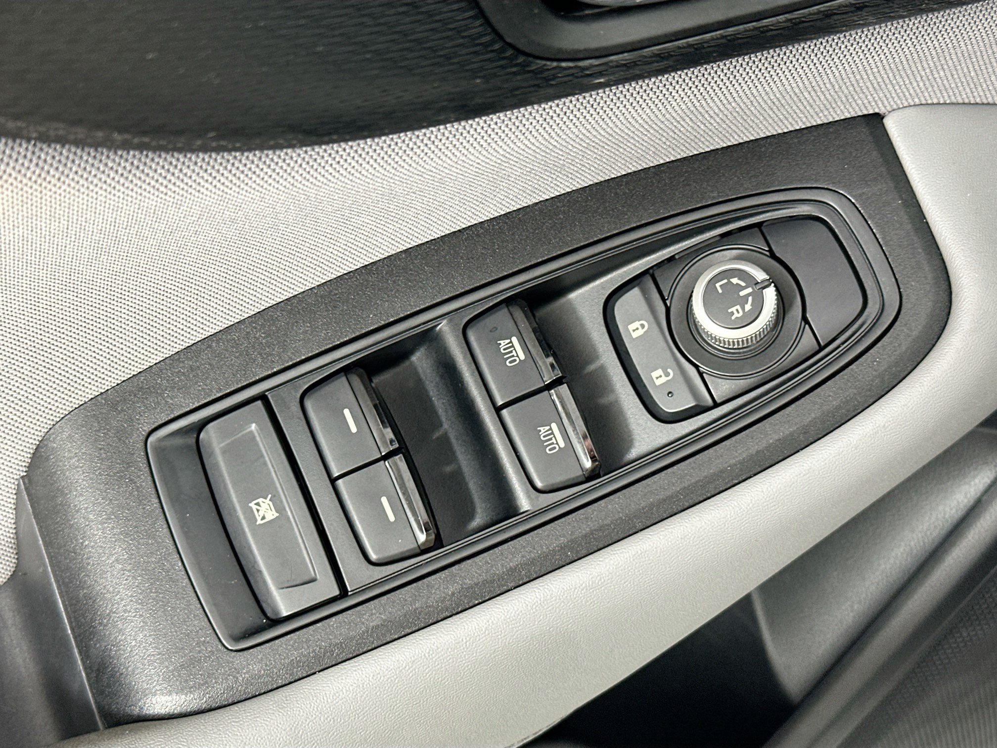 Used 2023 Subaru Legacy Premium AWD/4WD image 17