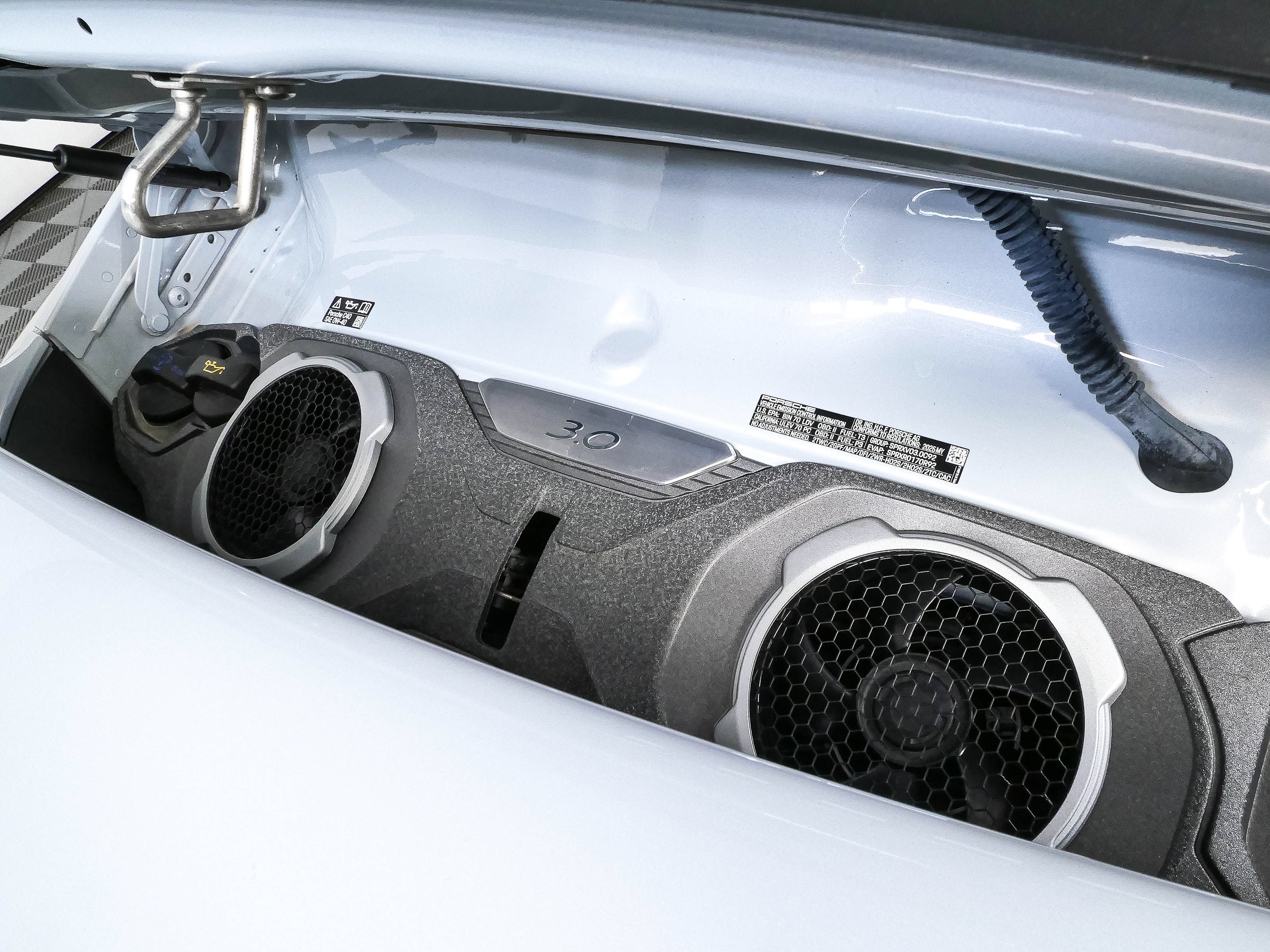 Certified 2025 Porsche 911 Carrera RWD image 29