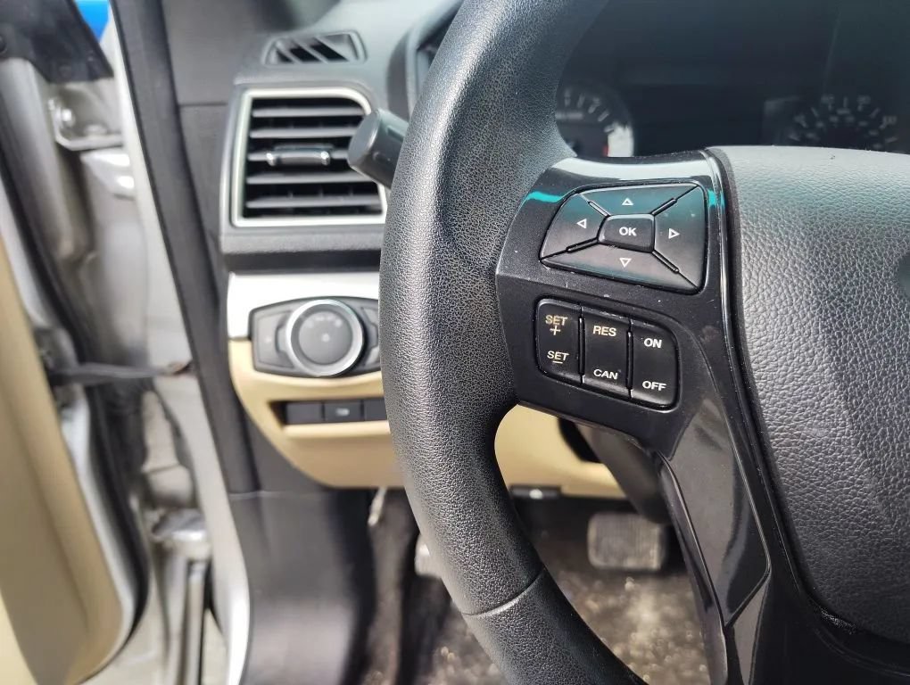 Used 2016 Ford Explorer 4WD image 14