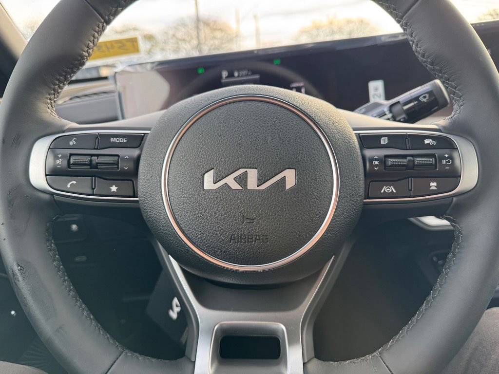 New 2026 Kia K5 GT-Line image 12