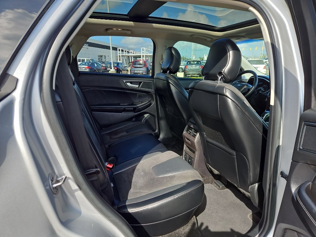 Used 2018 Ford Edge Sport w/ Equipment Group 401A AWD/4WD image 21