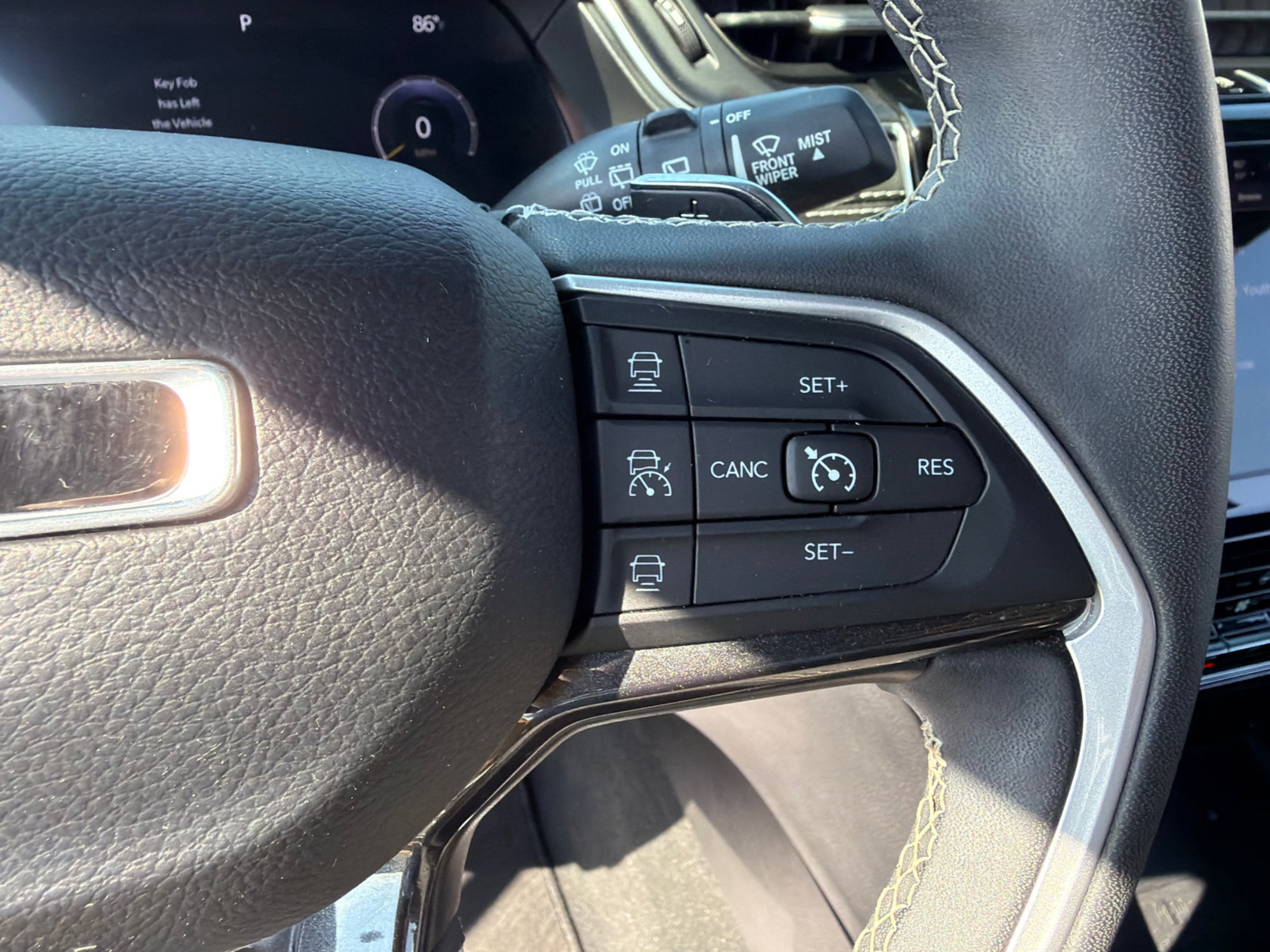 Used 2023 Jeep Grand Cherokee Altitude AWD/4WD image 19