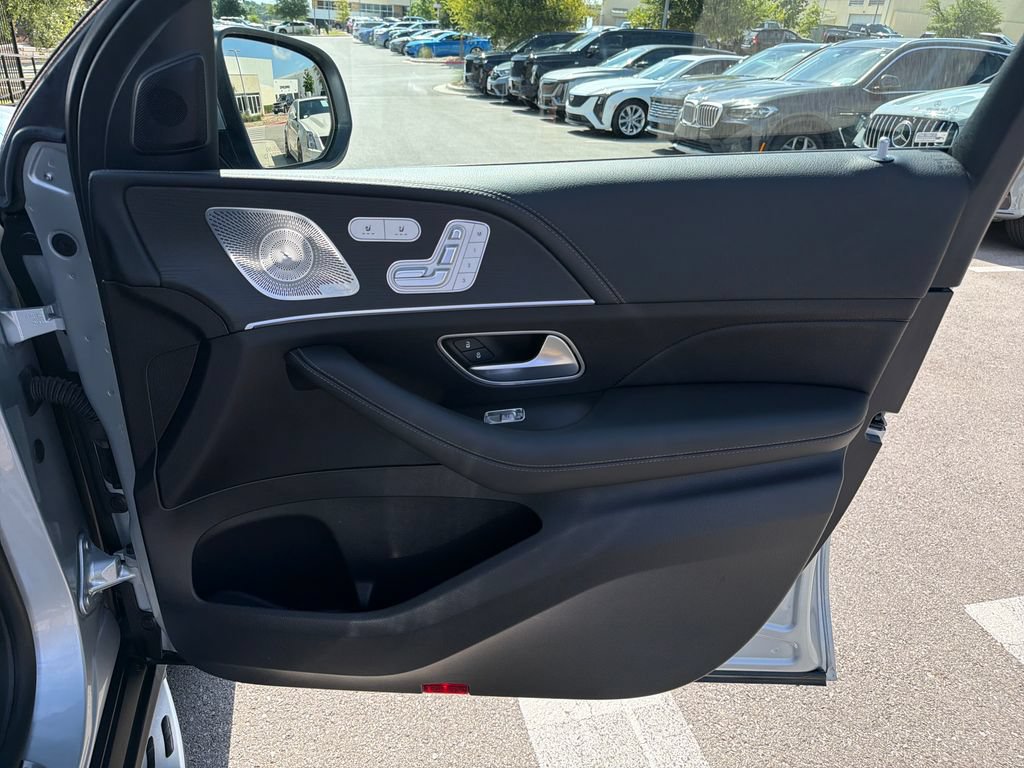 Used 2024 Mercedes-Benz GLE 53 AMG 4MATIC Coupe image 38