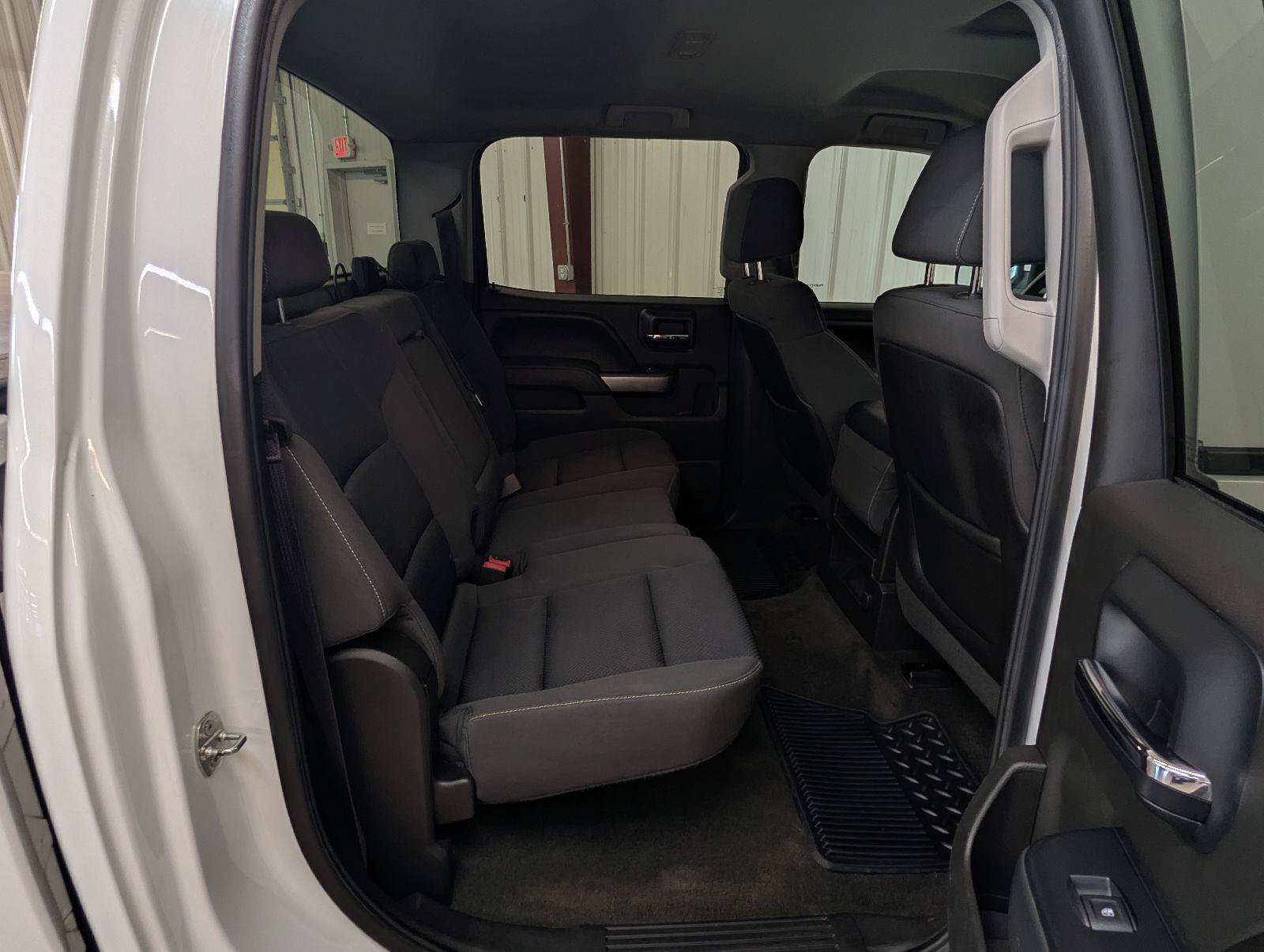 Used 2015 Chevrolet Silverado 1500 LT AWD/4WD image 34