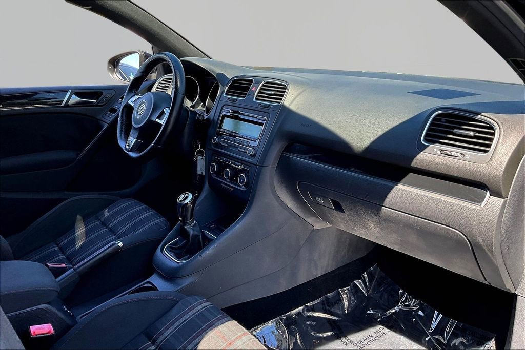 Used 2013 Volkswagen GTI 4-Door image 21