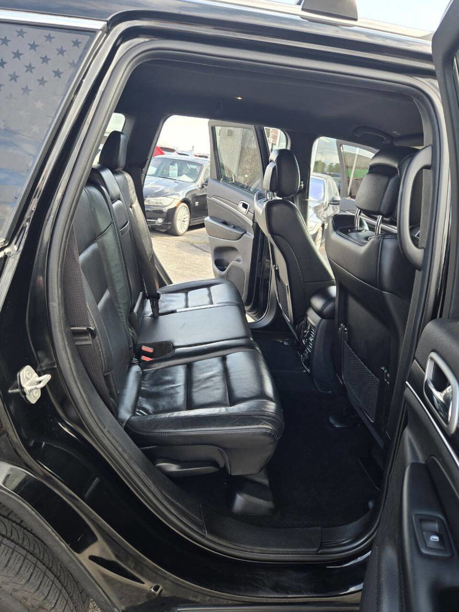 Used 2019 Jeep Grand Cherokee Limited image 20