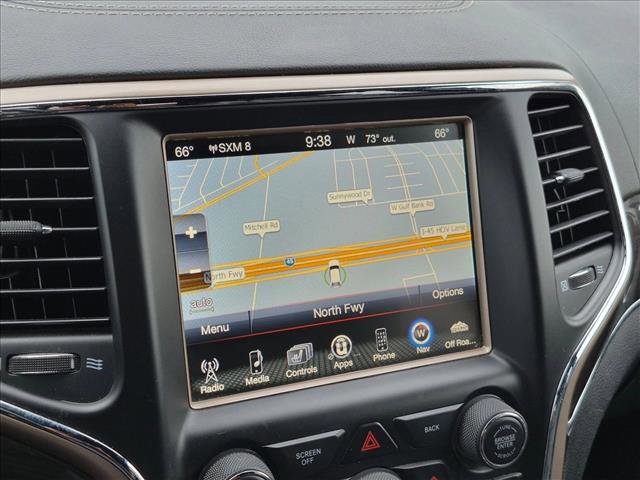 Used 2017 Jeep Grand Cherokee Overland AWD/4WD image 11