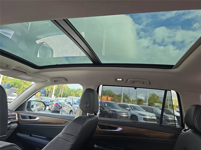 New 2026 Volkswagen Atlas SE image 28