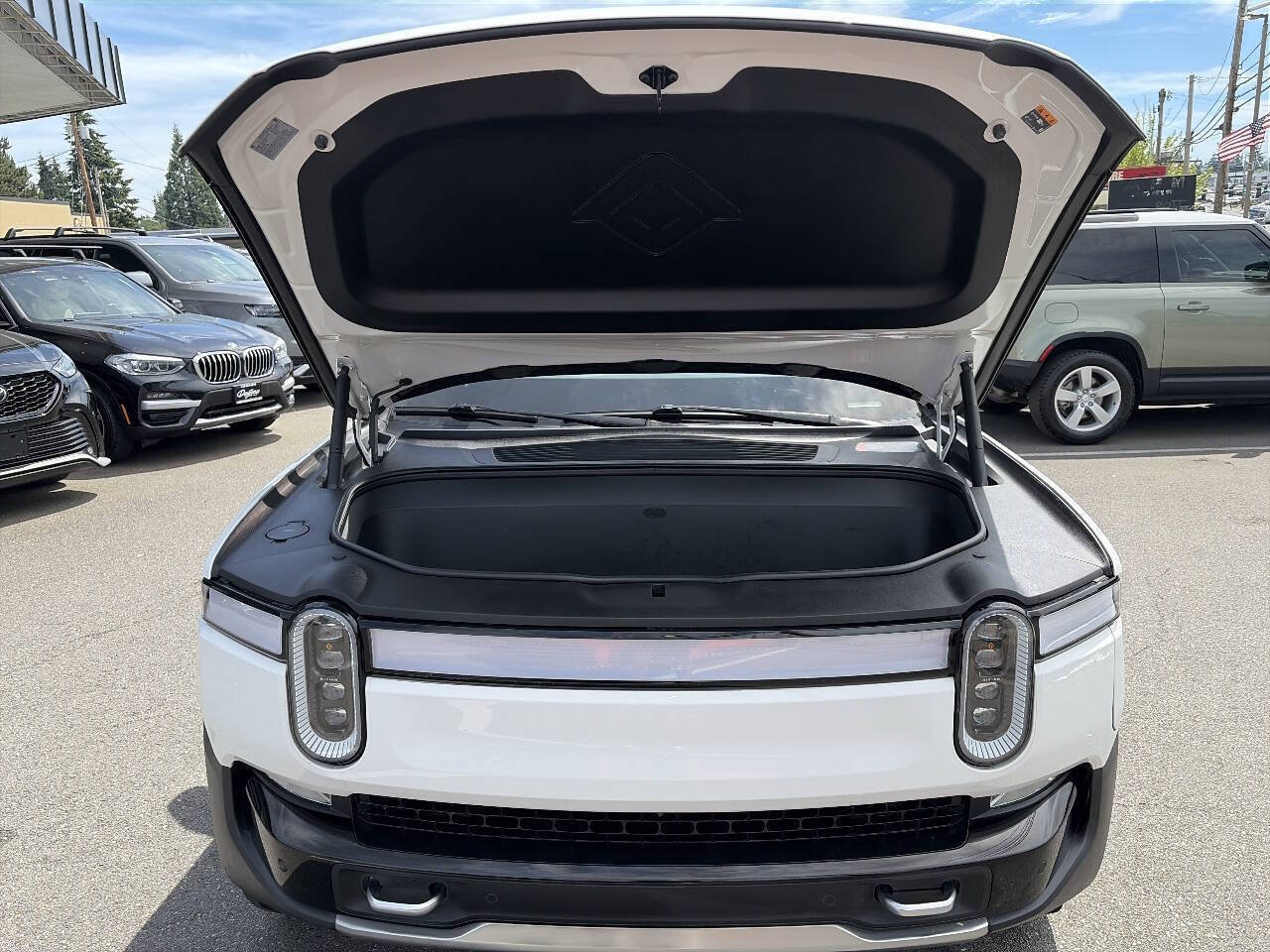 Used 2022 Rivian R1T Adventure AWD/4WD image 16