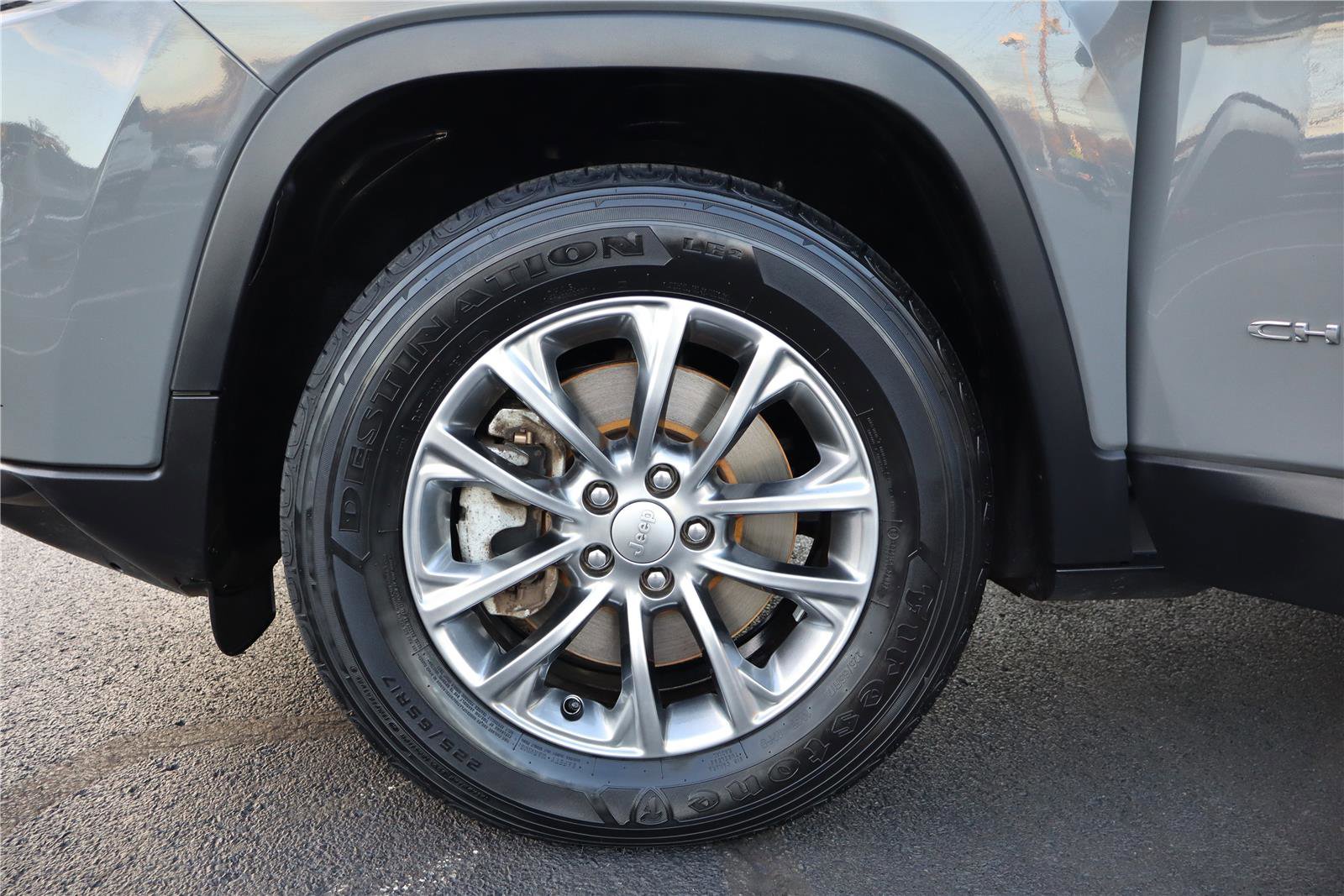 Used 2021 Jeep Cherokee Latitude Lux w/ Sun & Sound Group image 11