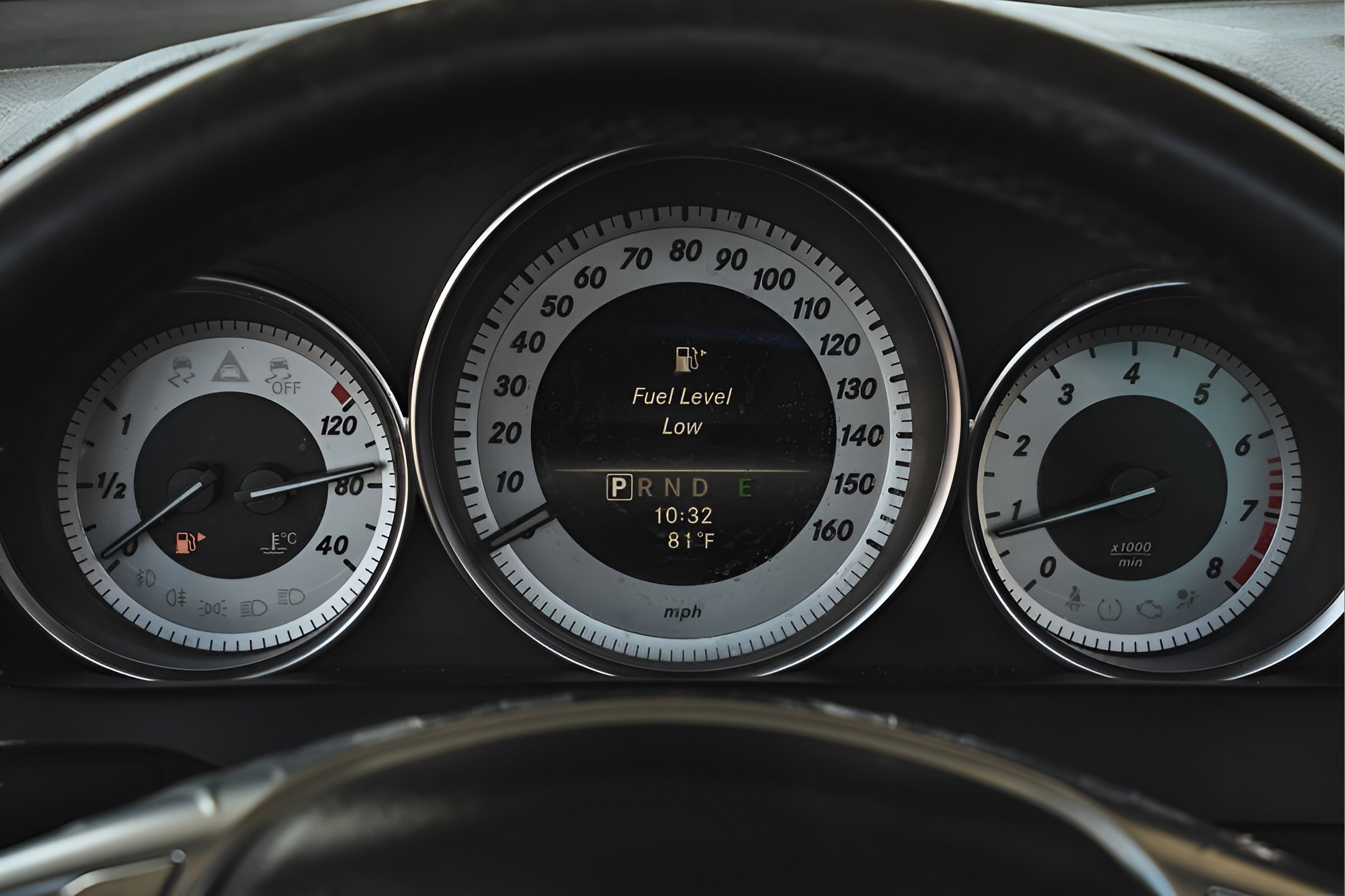 Used 2014 Mercedes-Benz C 250 Sport image 27