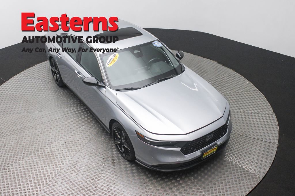 Used 2024 Honda Accord Sport image 3