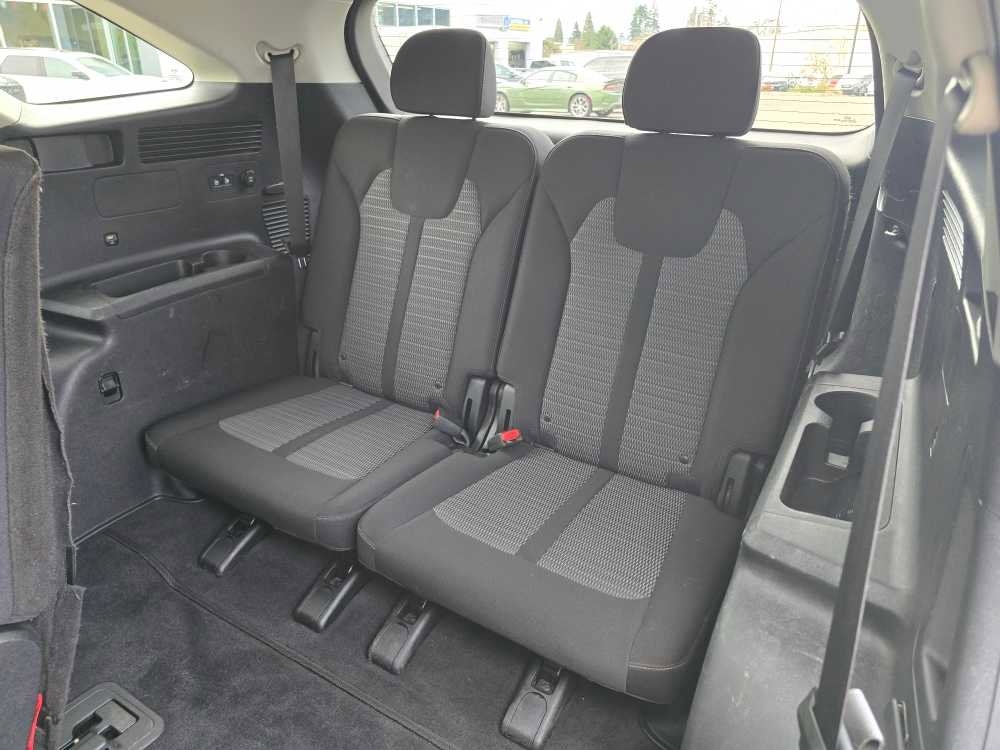 Used 2021 Kia Sorento LX image 17