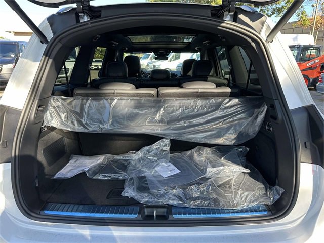 New 2026 Mercedes-Benz GLS 450 4MATIC image 14
