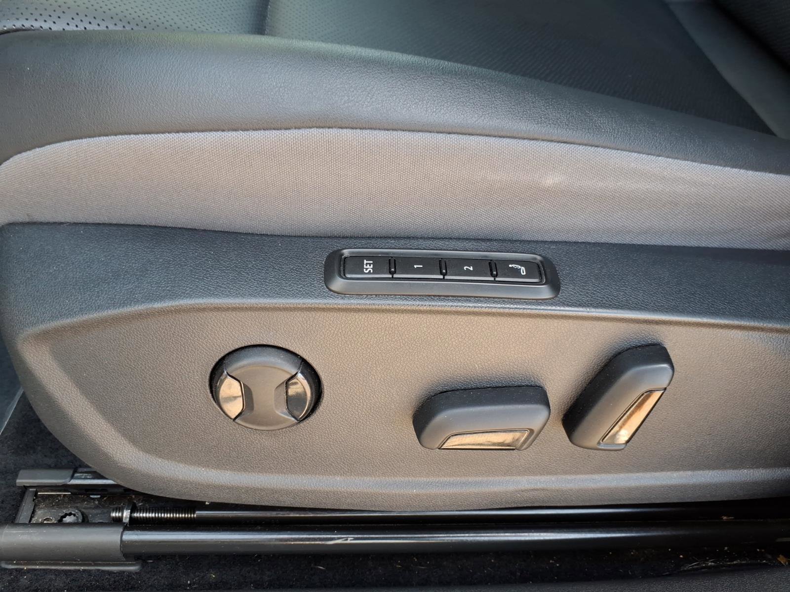 Certified 2023 Volkswagen ID.4 S RWD image 22