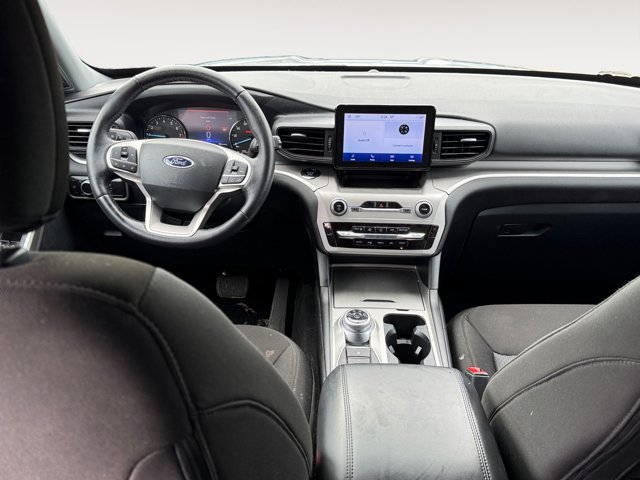 Used 2023 Ford Explorer XLT image 9