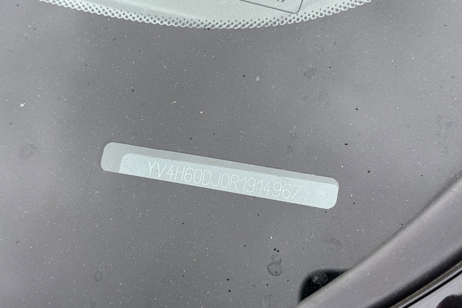 Used 2024 Volvo XC60 T8 Ultimate w/ Protection Package Premier image 3