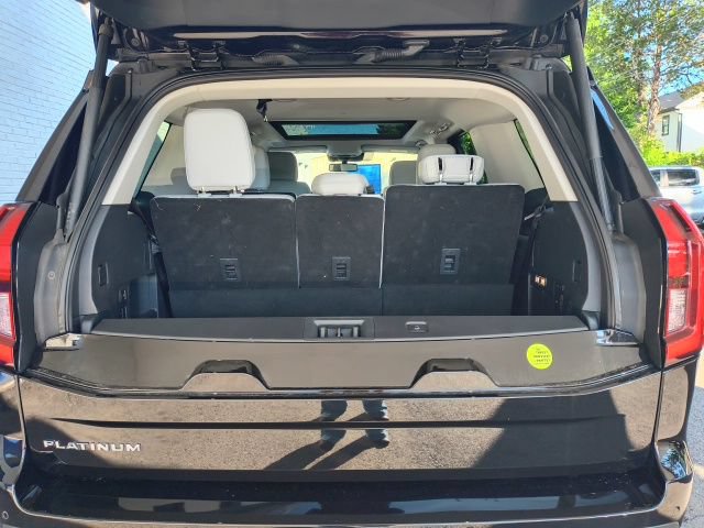 Certified 2025 Ford Expedition Platinum w/ Platinum Ultimate Package AWD/4WD image 37