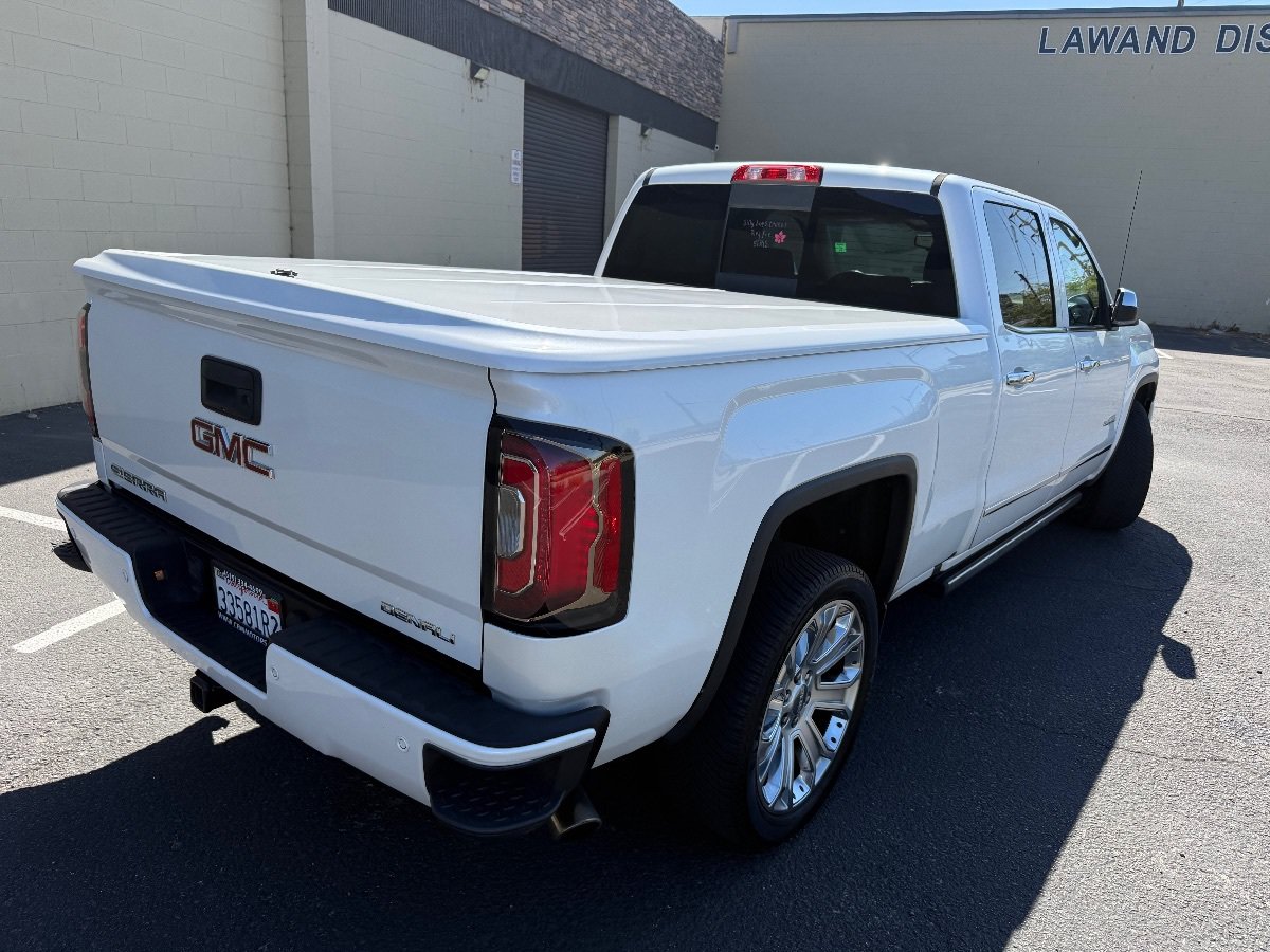 Used 2018 GMC Sierra 1500 Denali w/ Denali Ultimate Package AWD/4WD image 8