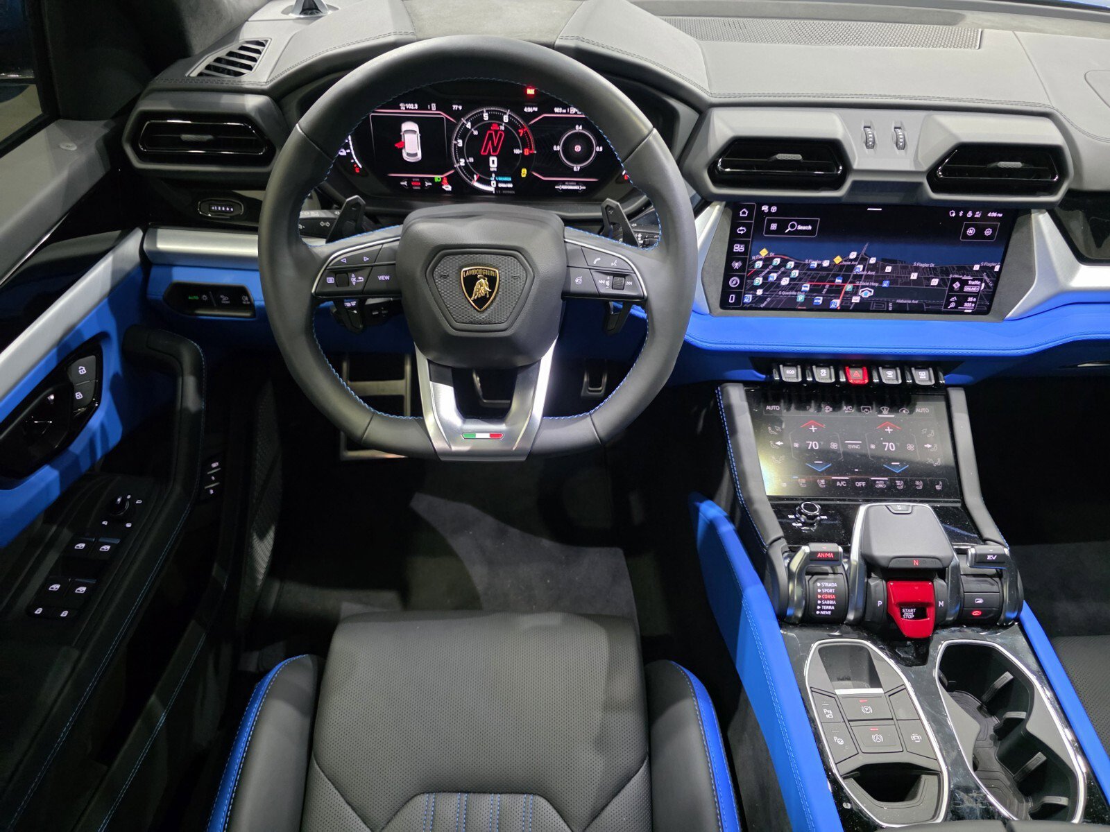 Used 2025 Lamborghini Urus SE image 10