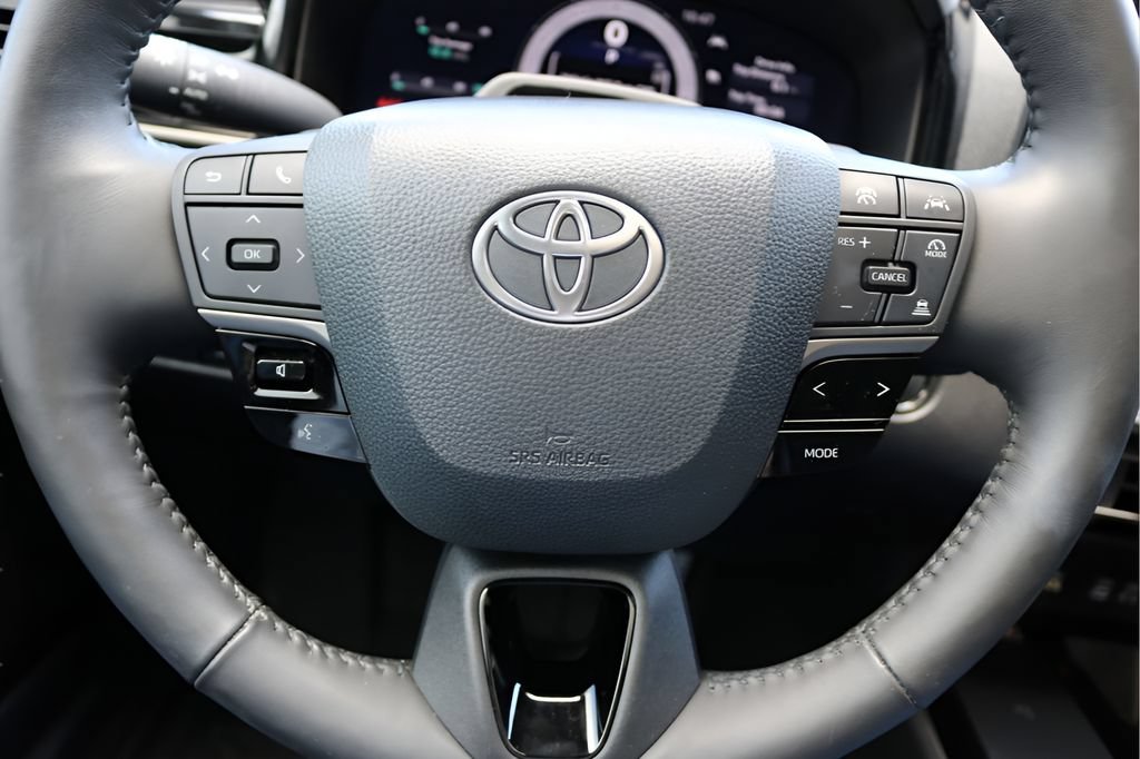 Used 2025 Toyota Camry XSE w/ Premium Plus Package FWD image 22