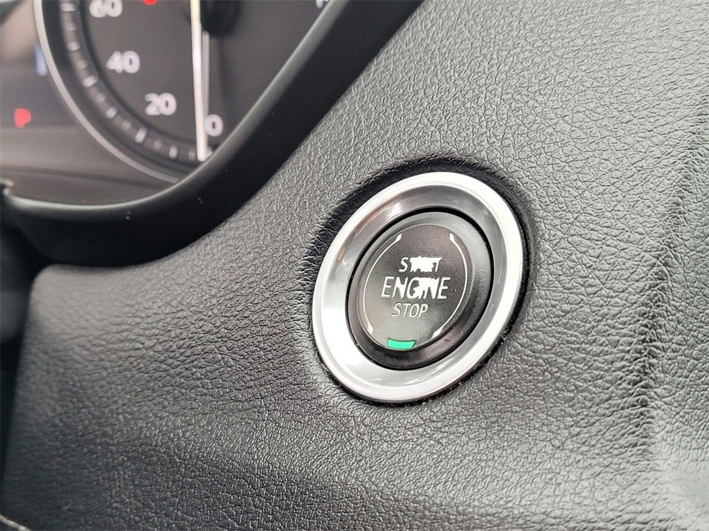 Used 2019 Cadillac XT4 Premium Luxury w/ Technology Package image 19