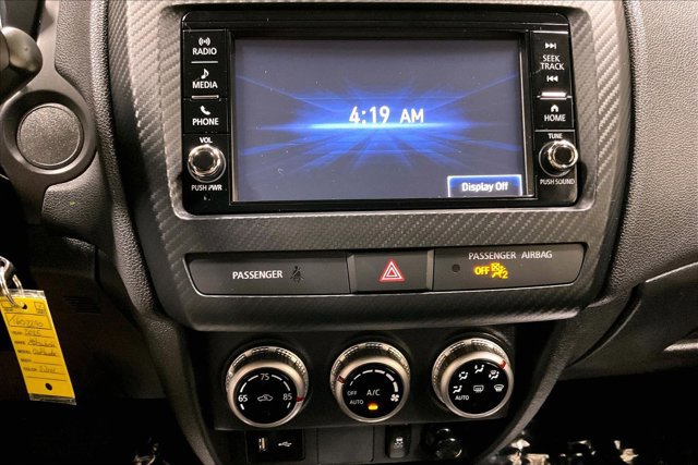 Used 2025 Mitsubishi Outlander Sport AWD image 32