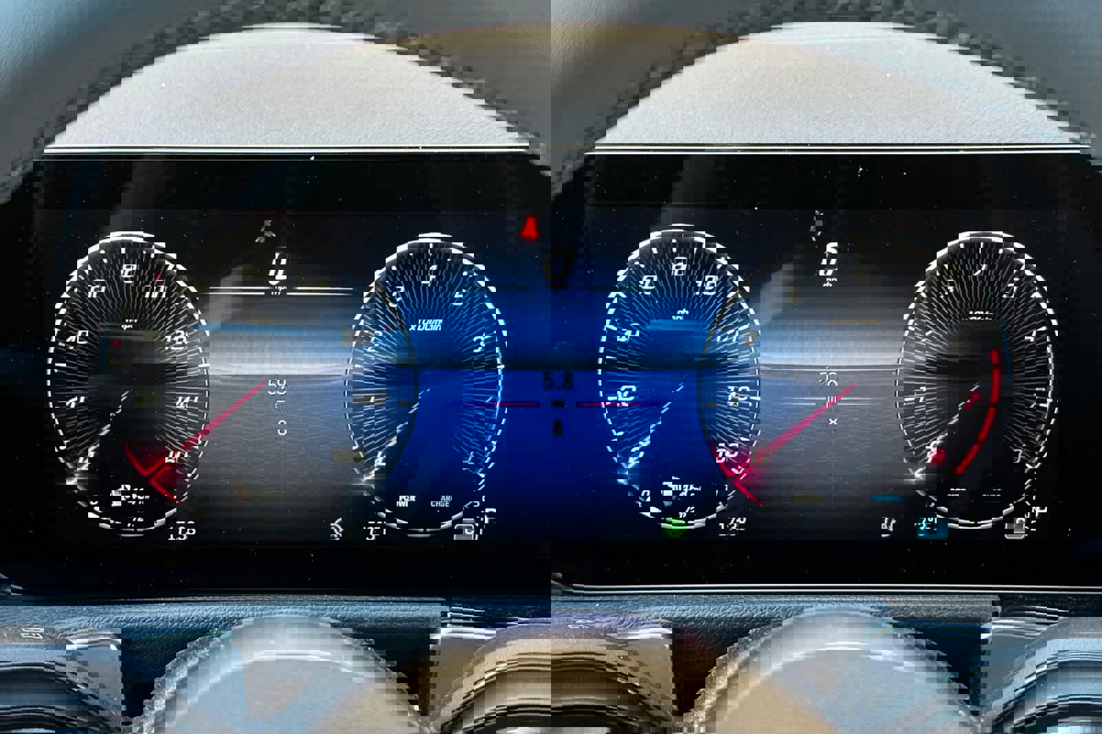 New 2026 Mercedes-Benz GLB 250 image 23