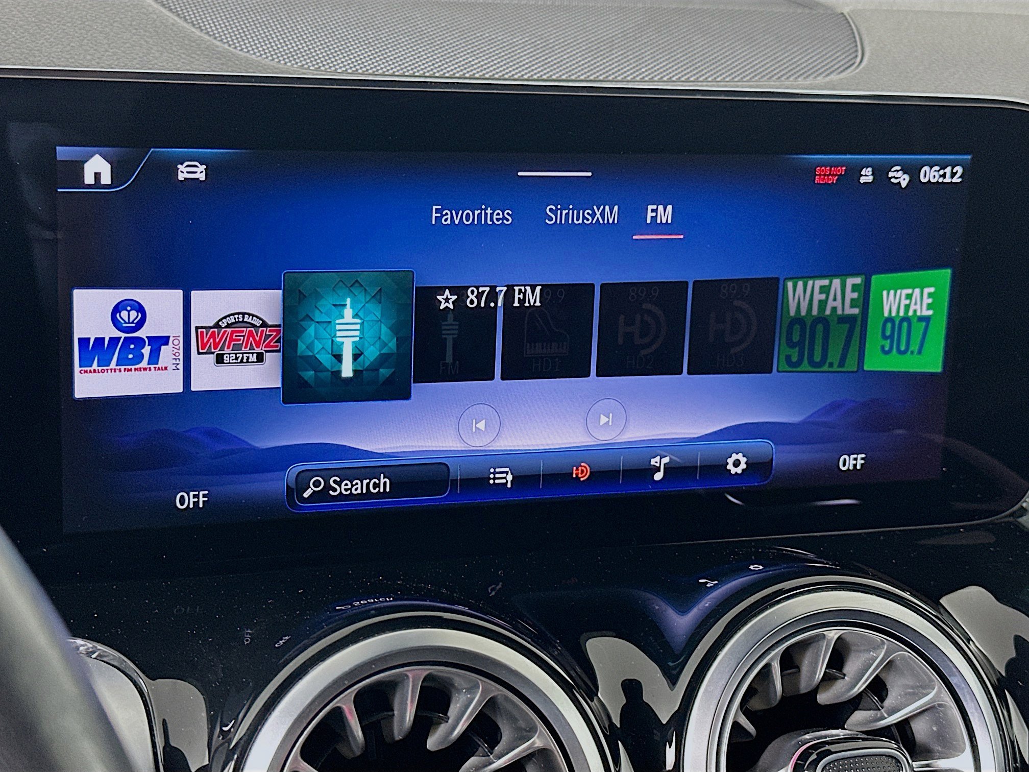 Used 2024 Mercedes-Benz EQB 250+ image 21